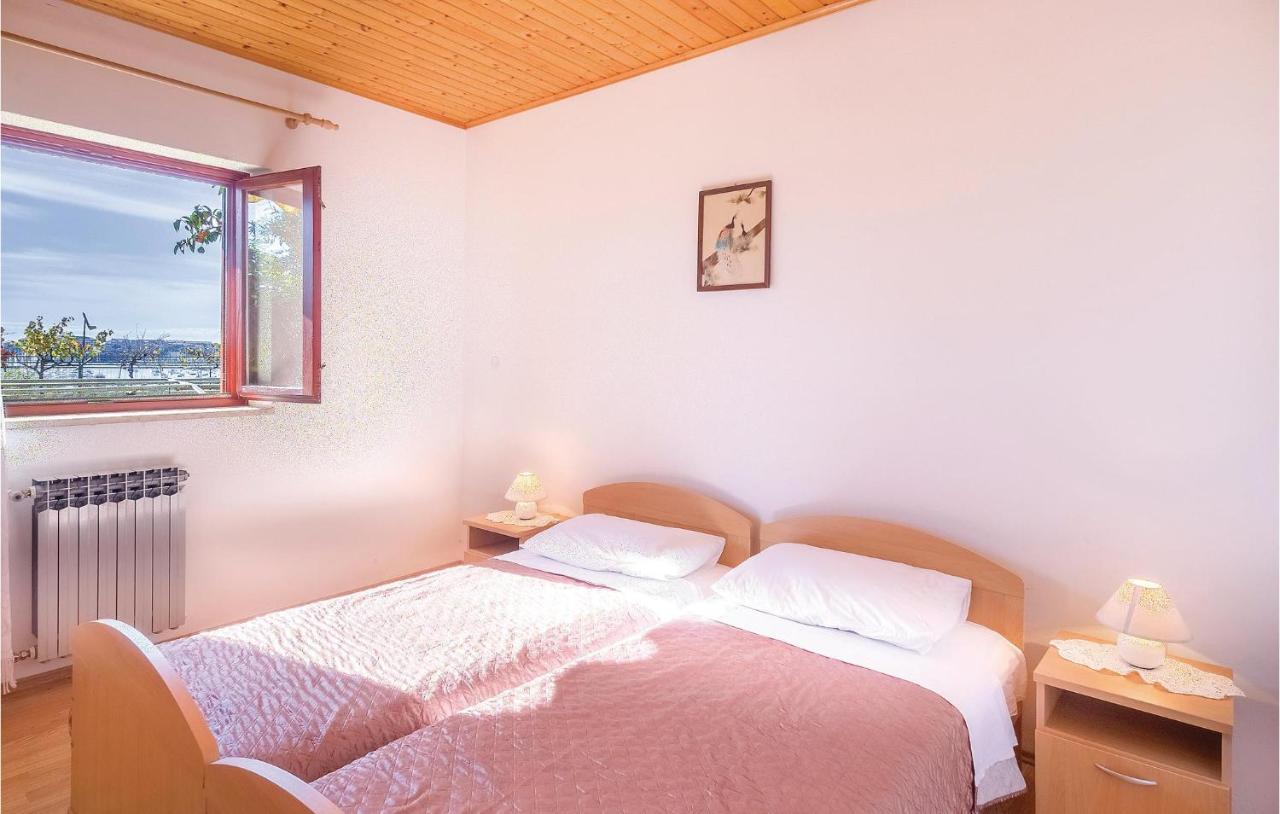 Awesome Apartment In Pula With Wifi Extérieur photo