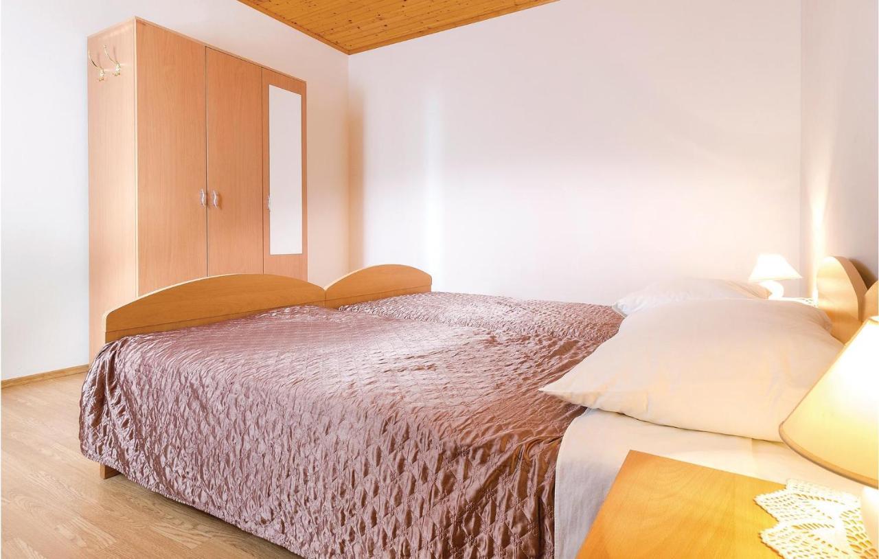 Awesome Apartment In Pula With Wifi Extérieur photo