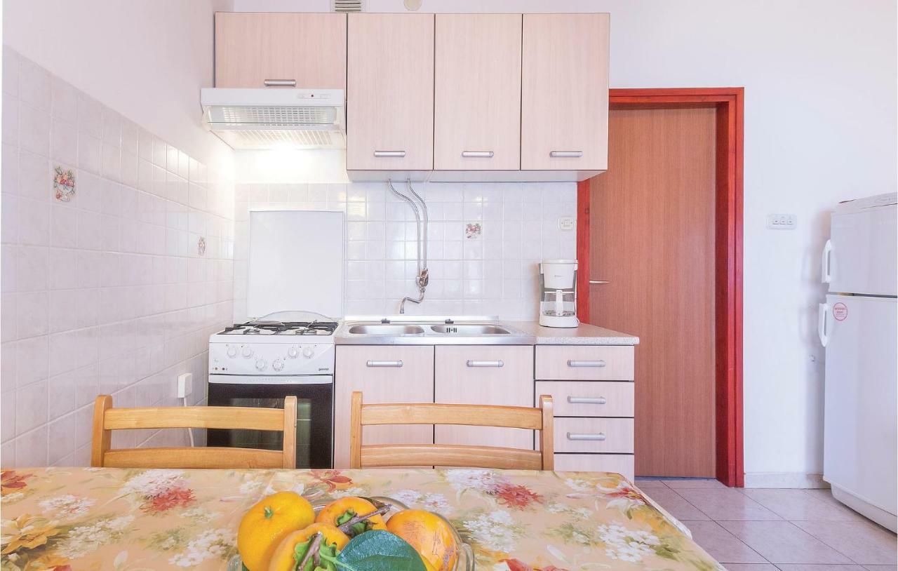 Awesome Apartment In Pula With Wifi Extérieur photo